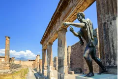 Pompeii & Naples: Day Trip from Rome