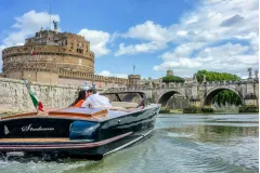 Rome: Private Tiber River Cruise