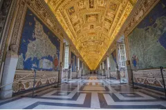 Vatican Museums & Sistine Chapel: Small Group Guided Tour